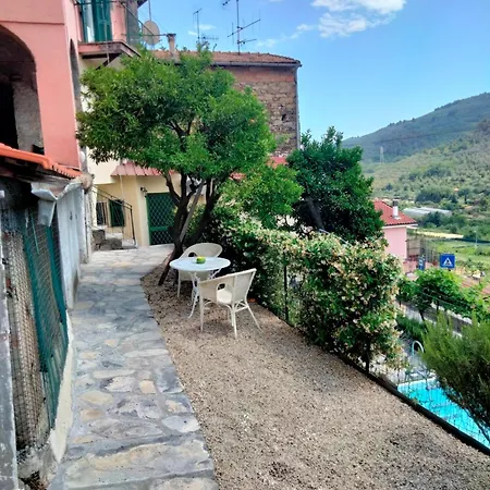 Casa Mami